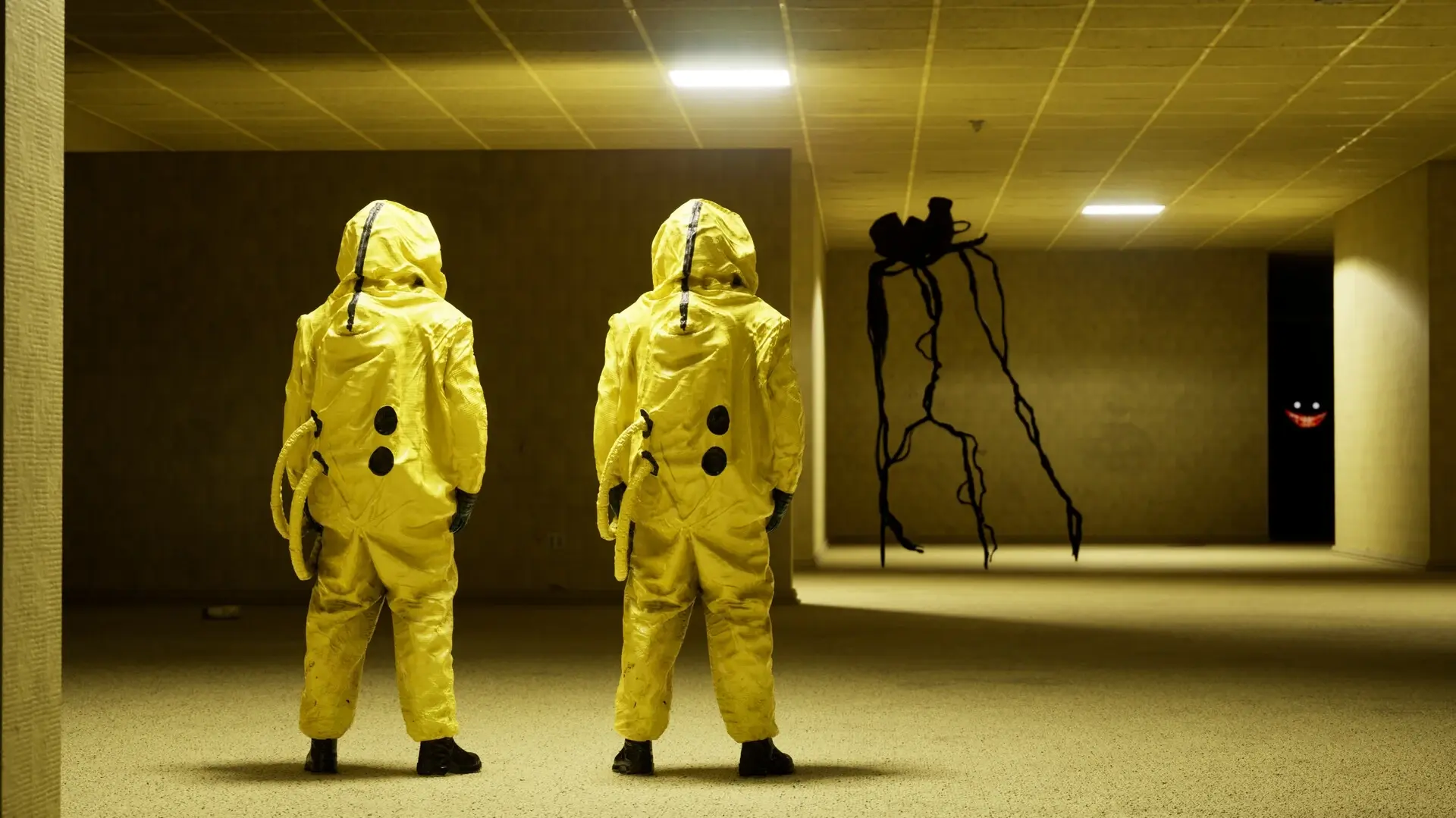 后室：一起逃脱/Backrooms: Escape Together/支持网络联机 Build.08112025联机版 官方简体中文 [11.5GB]